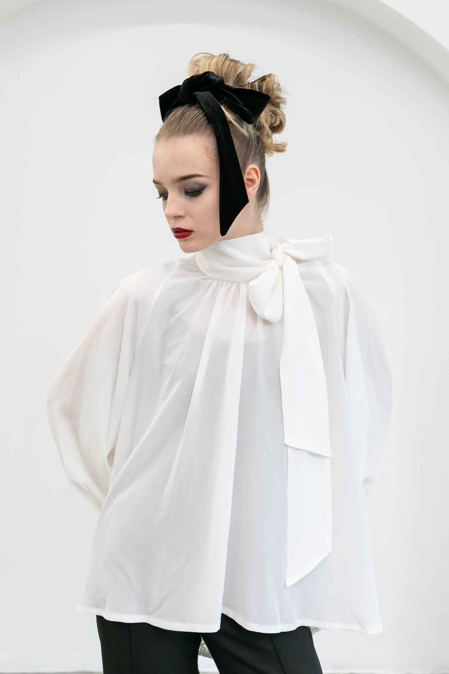 SILK BLOUSE Casa Blanca