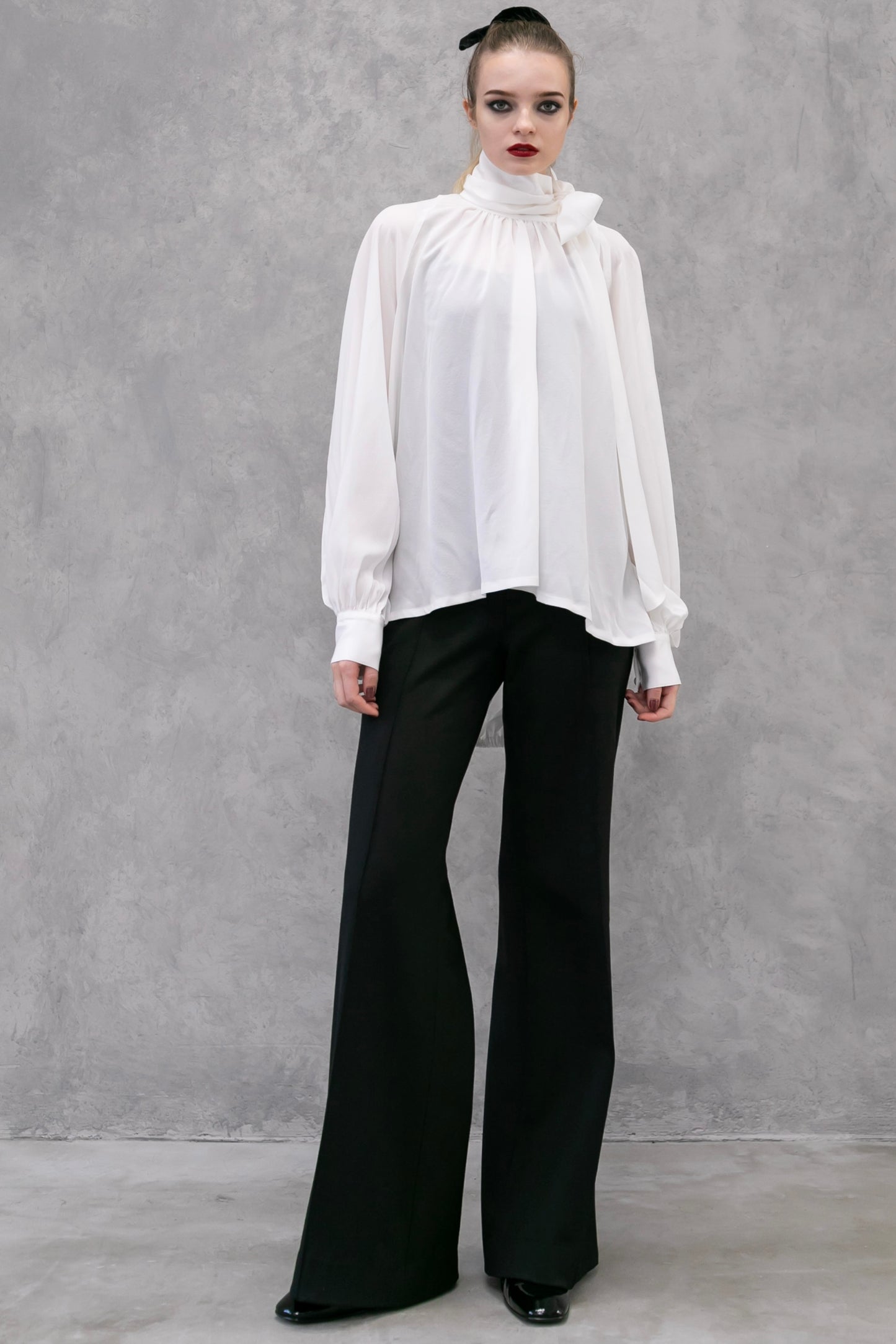 SILK BLOUSE Casa Blanca