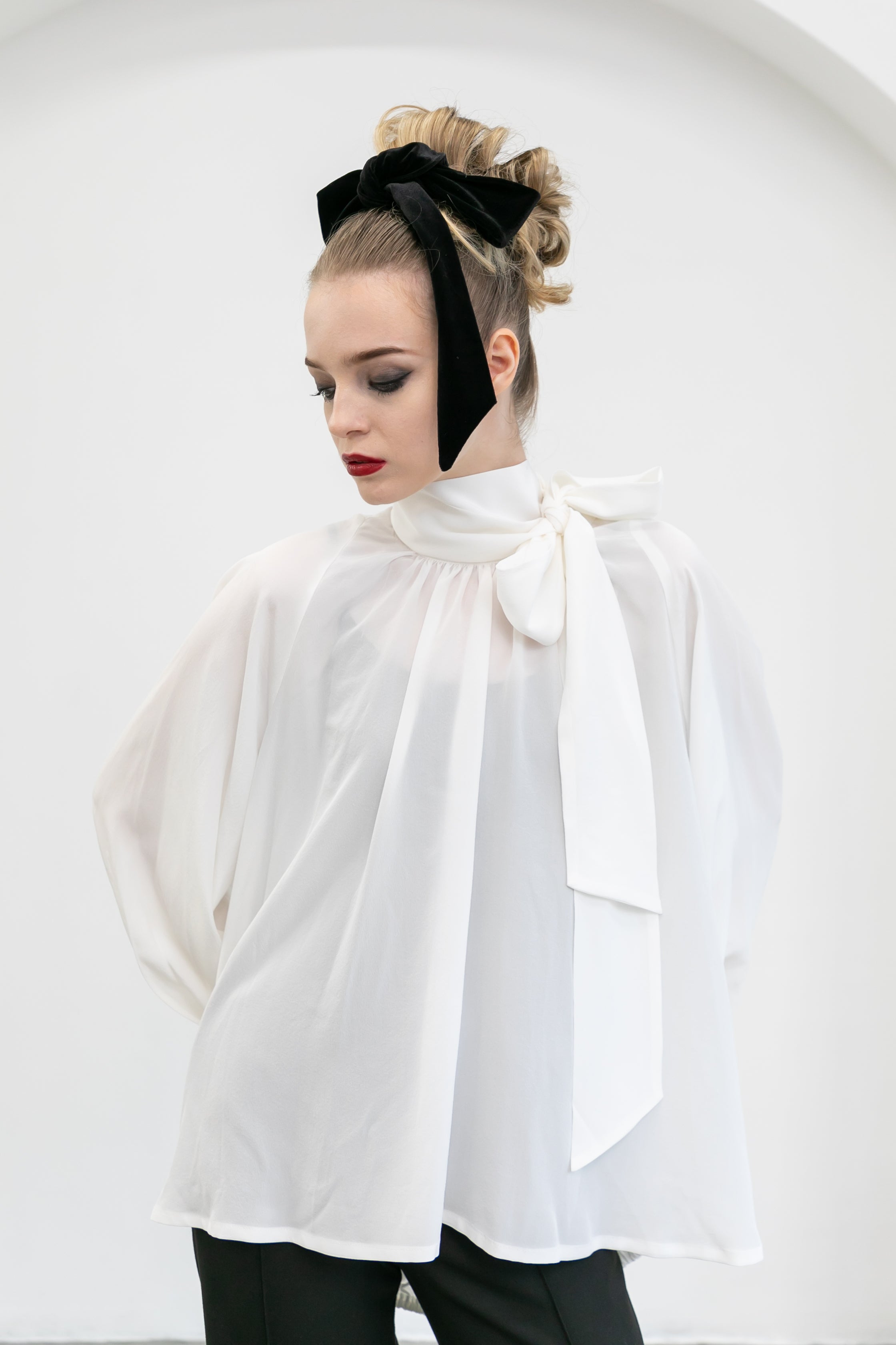 SILK BLOUSE  Casa Blanca