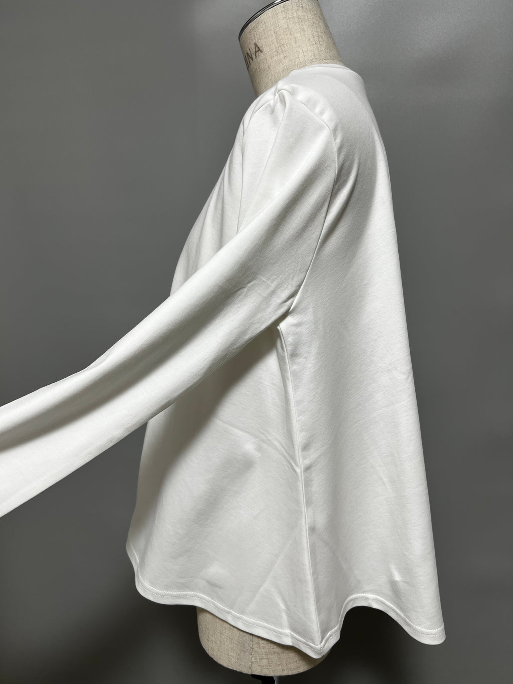 SUVIN COTTON Pepplum-style top  SUVIN　